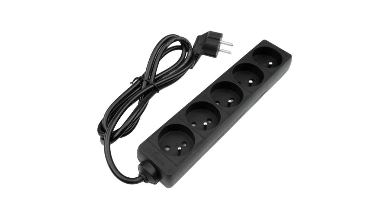 Przedłużacz 5 gniazd 1.5m z/u 3x1.0mm2 CZARNY