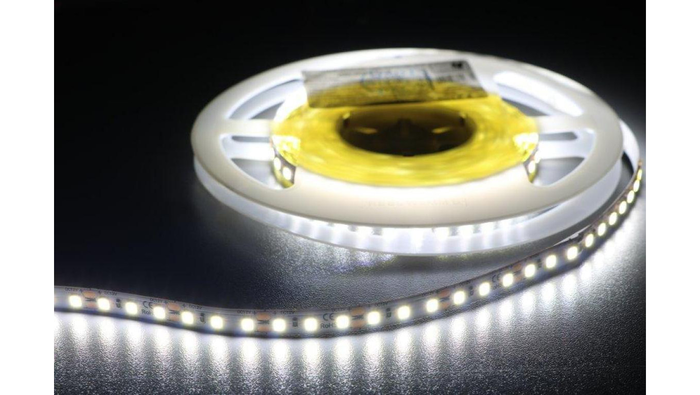 HQS-9.6W-120LED-W-12V-5m Profesjonalna taśma LED 9.6W/m, 12V, 120LED 2835 biała, 6500K, IP33