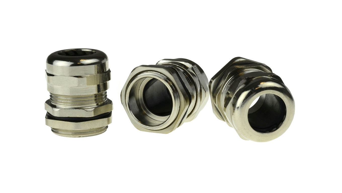 Dławnica metalowa M18x1,5 IP68 z nakrętką