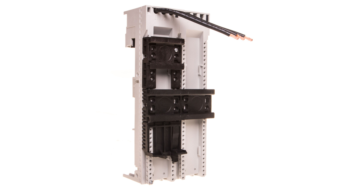 Adapter na szyny szerokości 90mm 32A rozstaw 60mm 3 szyny BBA0R-32 101454