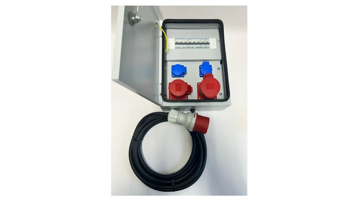 IP54 Metalowa rozdzielnica elektryczna CEE 32A 16A 2X230V z bezpiecznikami HAGER z kablem 5m 94H-7