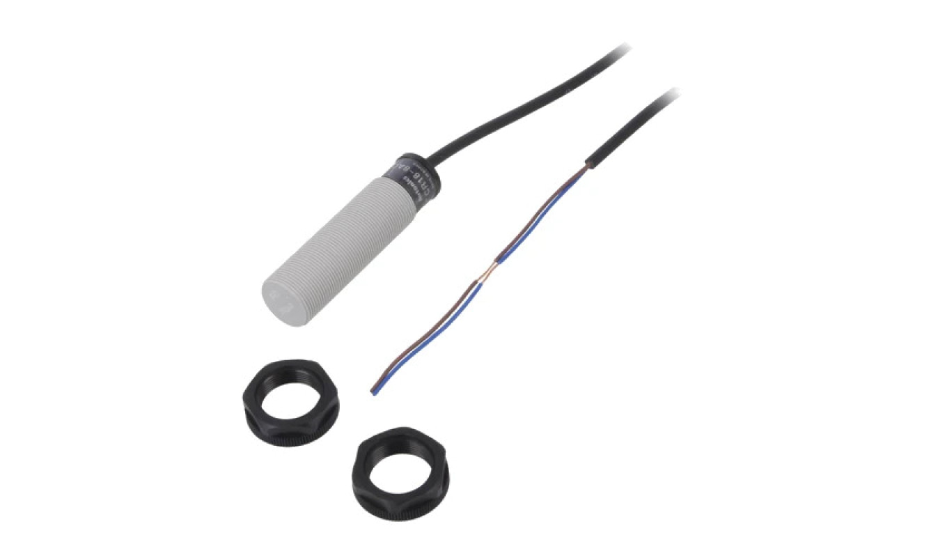 CR18-8AO Czujnik pojemnościowy o zasięgu 0...8mm, 2-przewodowy NO, 85...264VAC, M18