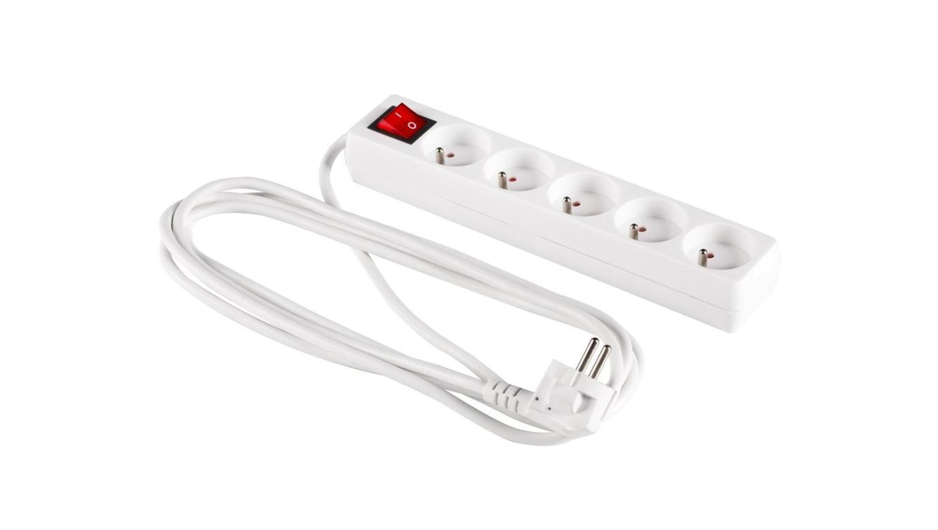Przedłużacz z wyłącznikiem 5-gniazd z/u 1,5m /H05VV-F 3G1/ biały PM-ZW-5G-15