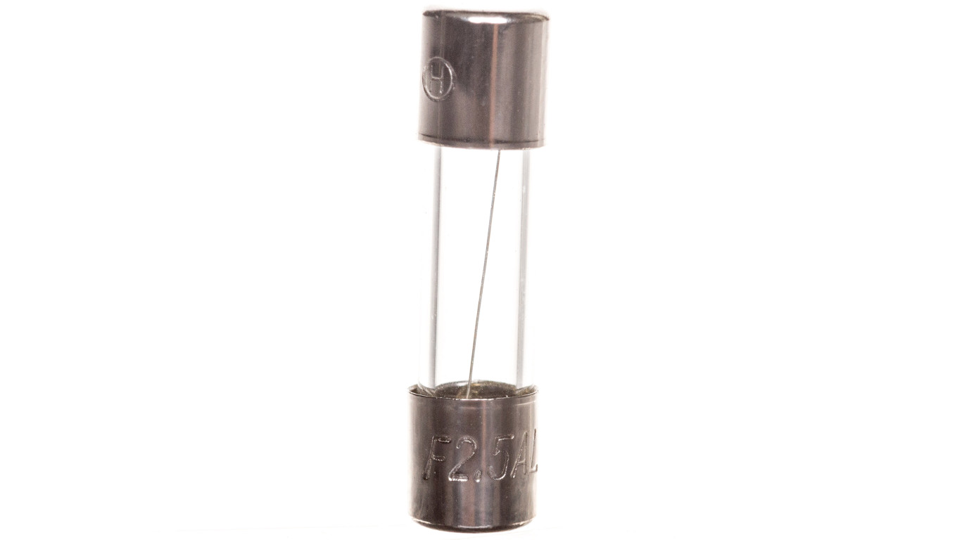 Wkładka aparatowa 5x20mm 2,5A F /szybka/ 250V 006710021 /10szt./